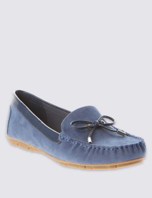 Round Toe Loafers with Insolia Flex&reg;